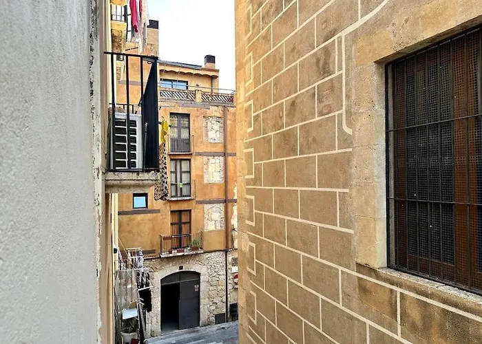 Little Horse Apartments 2